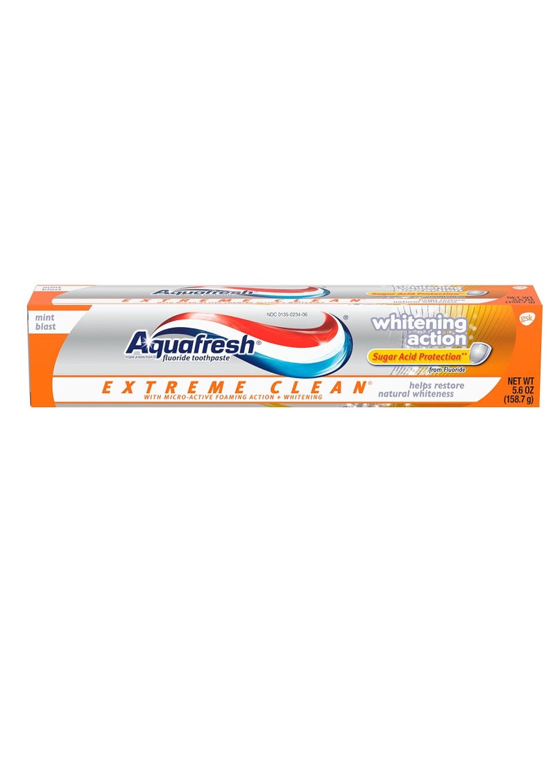 Aquafresh Extreme Clean Whitening Action Fluoride Toothpaste for Cavity Protection, 5.6 Ounce