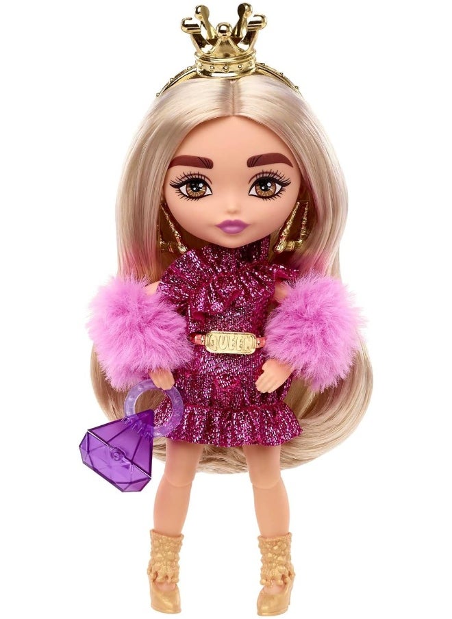 Barbie Extra Minis Doll #8 (5.5 in) in Fashion & Accessories, with Doll Stand