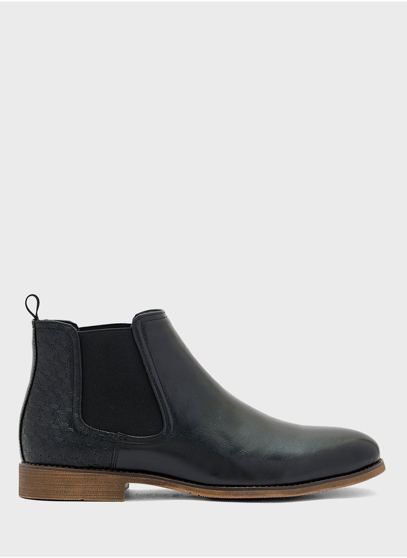 Textuted Chelsea Boots