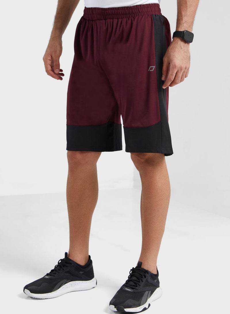 Athleisure Essential Shorts Burgundy