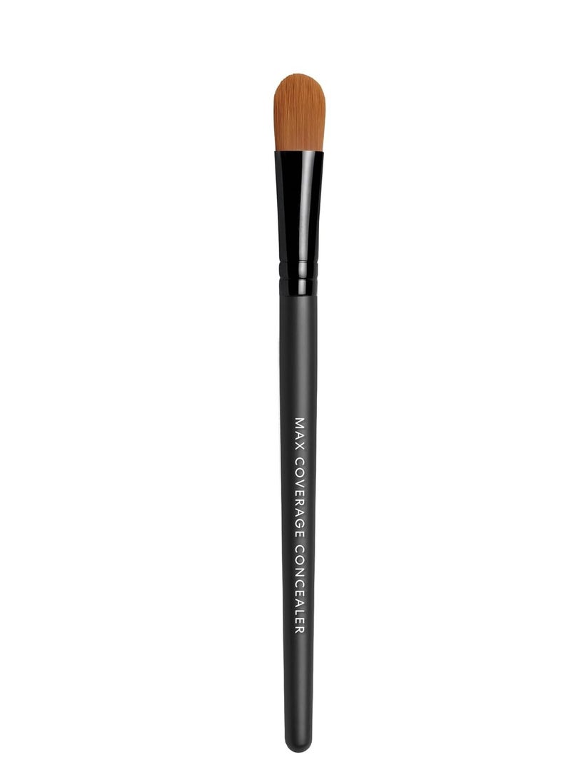 bareMinerals Maximum Coverage Flat Concealer Brush with Synthetic Fibers, For Blended Full Coverage, Vegan Concealer Blending Brush