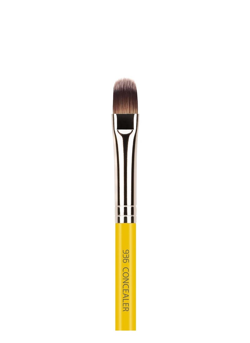 Bdellium Tools Professional Makeup Brush - Studio Series 936 Concealer - With Soft Synthetic Fibers, For Blending Concealer (Yellow, 1pc)