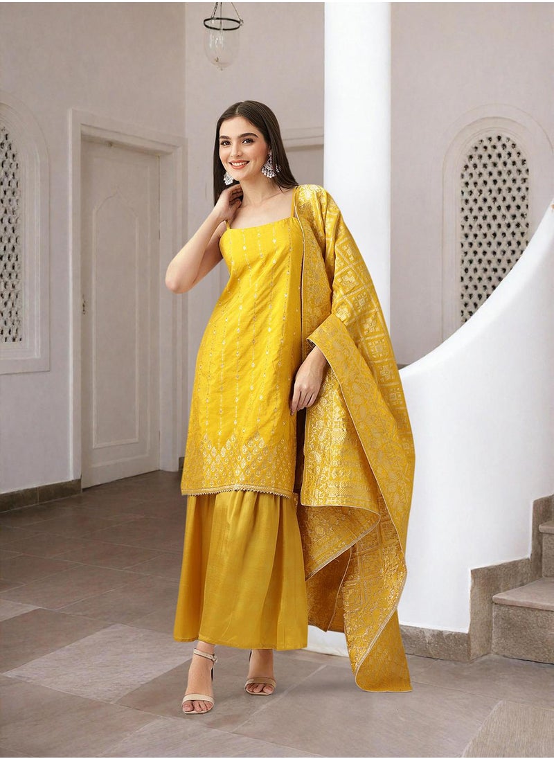 Women Yellow Kurta Set with Dupatta