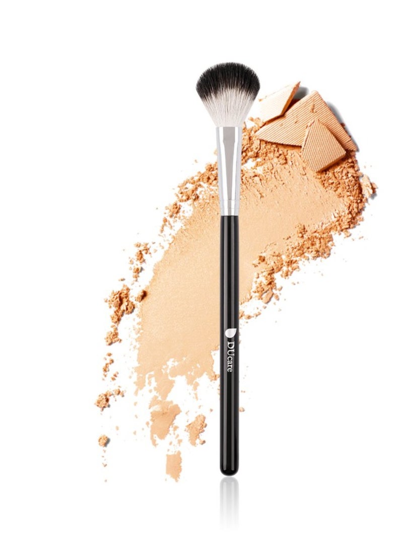 DUcare Highlighter Brush Fan Brush Setting Makeup Brush Blending Helps Lock in Foundation and Concealer 1Pcs Black