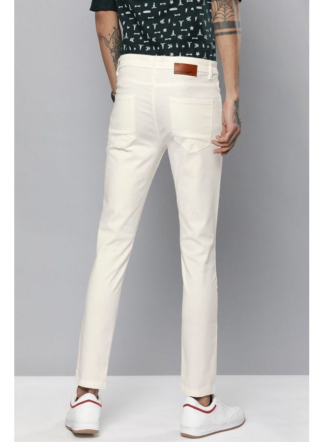 Men Slim Fit Solid Mid-Rise Chinos