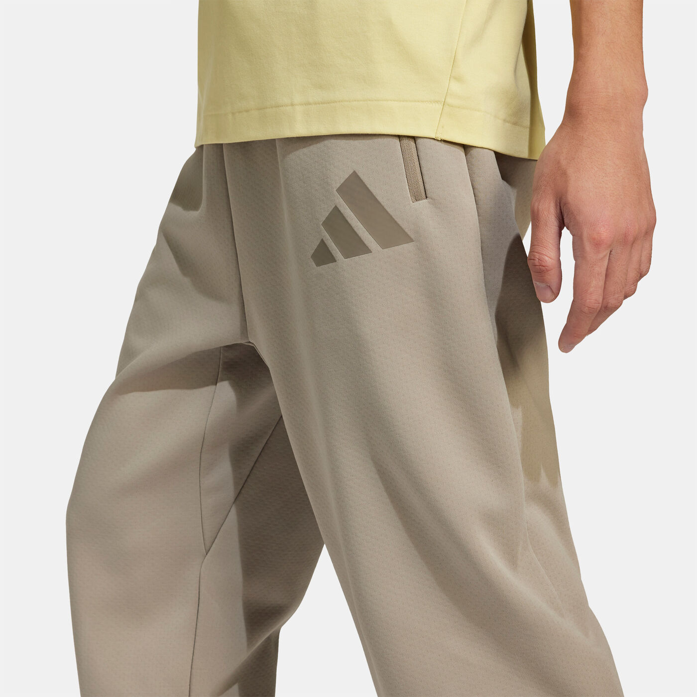 Men's Z.N.E. Open-Hem Joggers