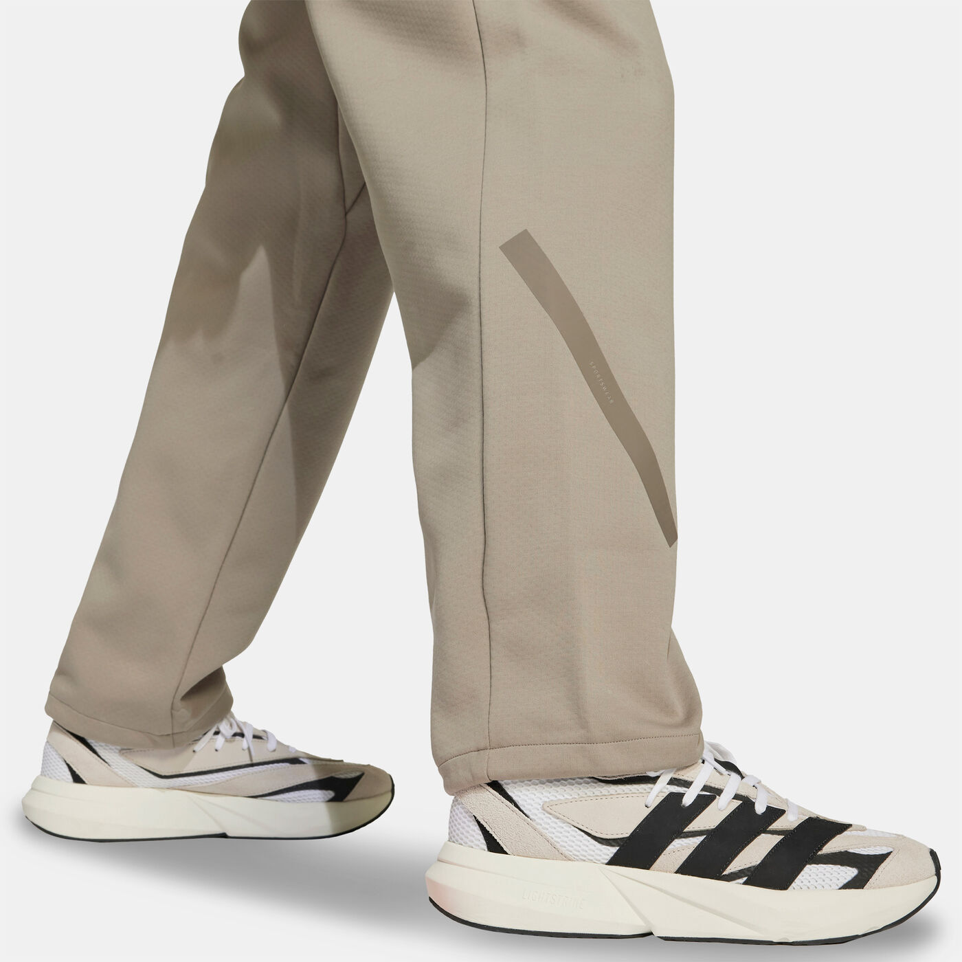 Men's Z.N.E. Open-Hem Joggers