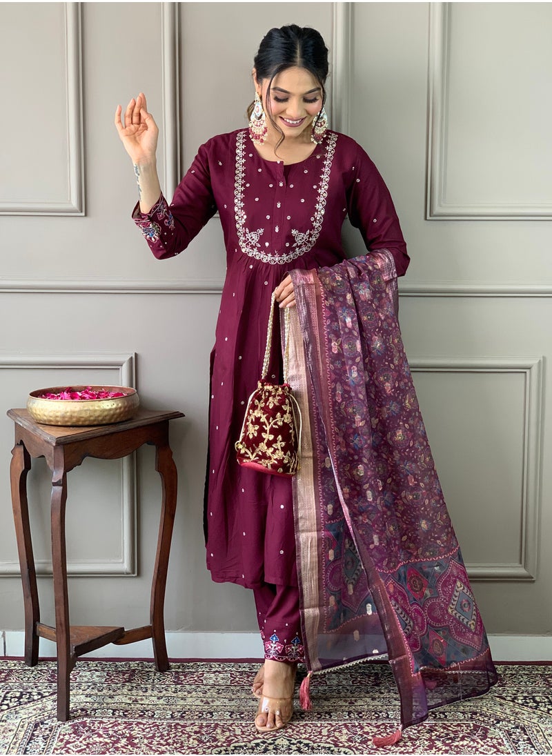 Women Viscose Chanderi aubergine Kurta with pant and heavy embroidery dupatta set