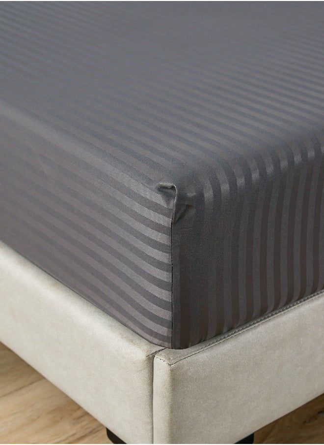 Fitted sheet with elastic corner 180*200+30cm with 2 pillow cases, bedsheet set 0f 3 piece king size, dark grey.