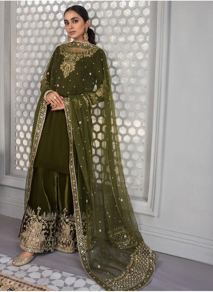 Woman's Premium Trending Elegant Green Velvet Three-Piece Dress with Embroidered Net Dupatta & Flared Pants