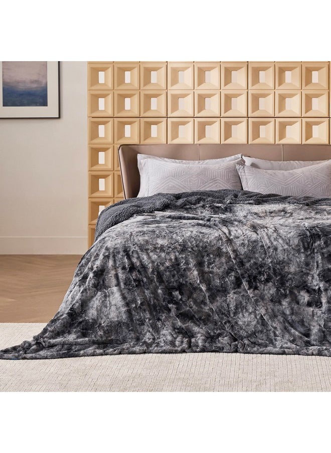 Bedsure Fuzzy Blanket King Size - Grey, Soft and Warm Sherpa, Plush and Furry Faux Fur, Reversible King Blankets for Bed, 108x90 Inches