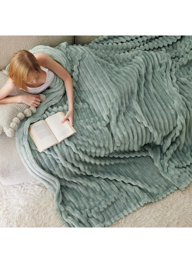 Bedsure King Size Blanket for Bed - Super Soft Cozy Blankets for Women, Cute Large Fleece Blanket for Girls, Sage Green, 108x90 Inches