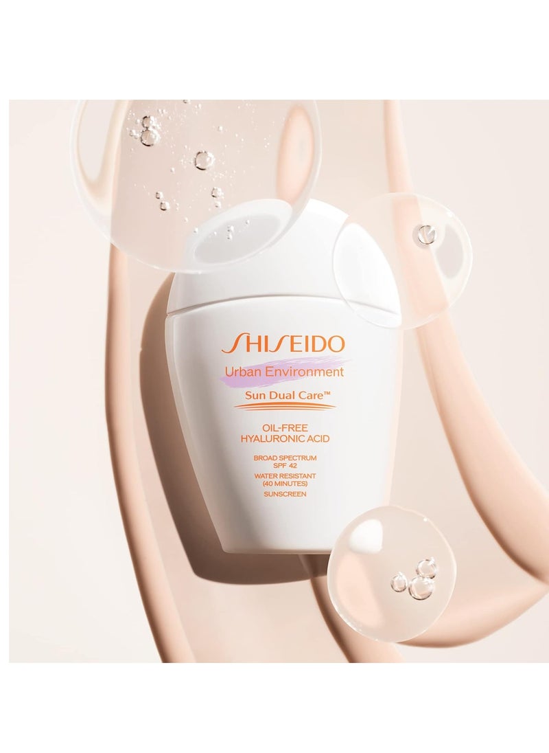 Shiseido Urban Environment Oil-Free Sunscreen SPF 42 - Protects, Hydrates, Mattifies & Works as Face Primer - Water Resistant for 40 Minutes - Non-Comedogenic