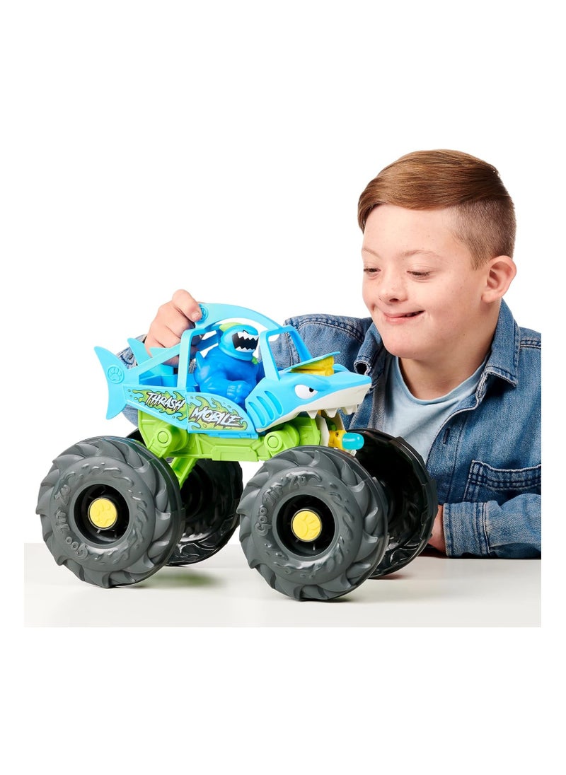 Heroes of Goo Jit Zu Stretch and Strike Thrash Mobile – Speed & Attack Action Vehicle with Missile Launcher