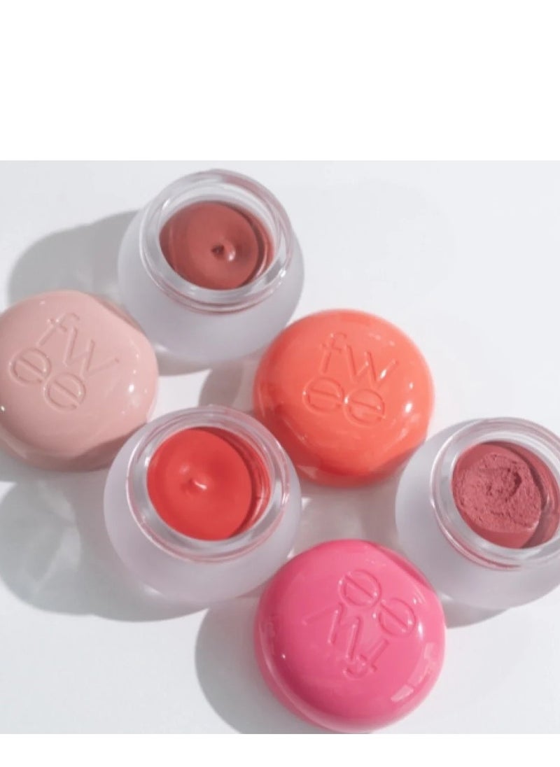FWEE Lip & Cheek Blurry Pudding Pot RS05 Film 5g and Fwee Fingerlike Silicone Lip Brush