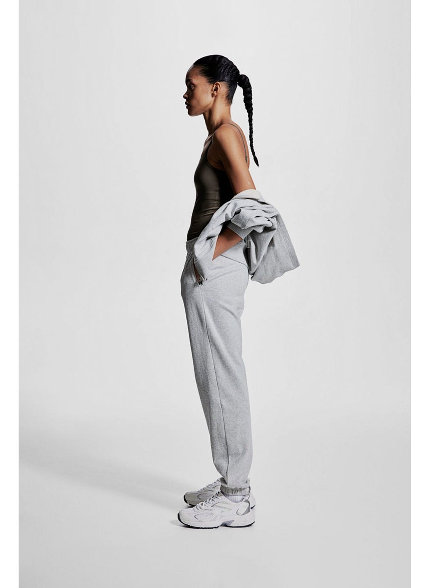 Sports Joggers In Drymove2