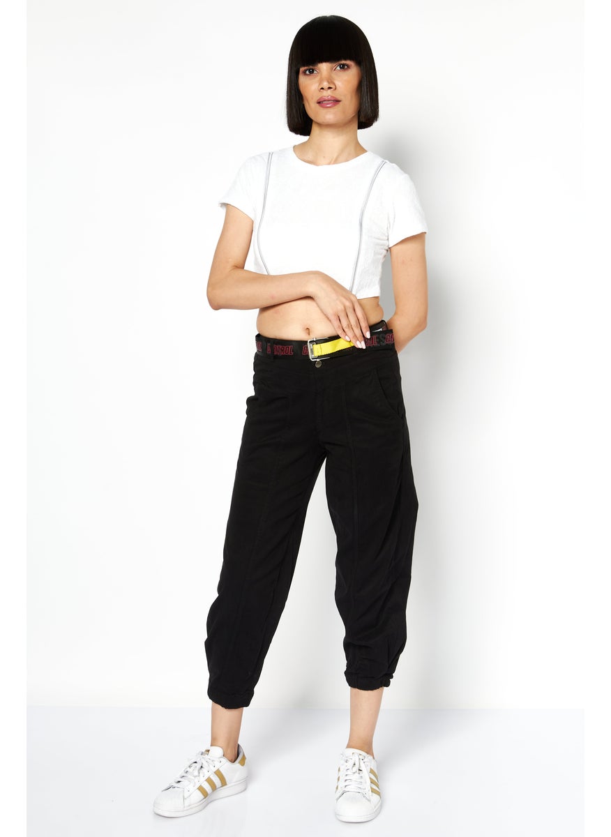 Women Regular Fit Solid With Belt Capri Pants, Black