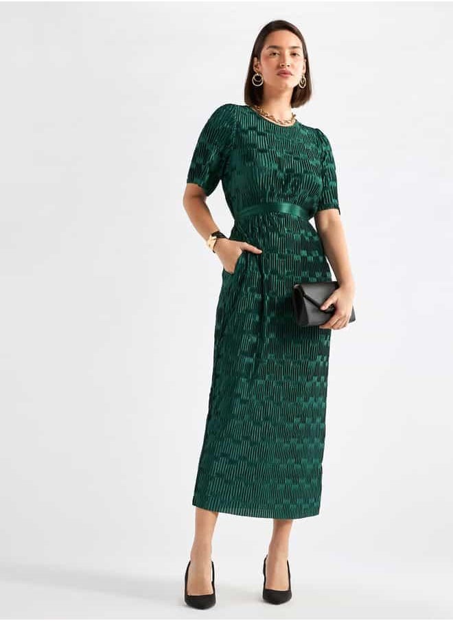 Textured Round Neck Dress with Short Sleeves and Tie-Up Belt