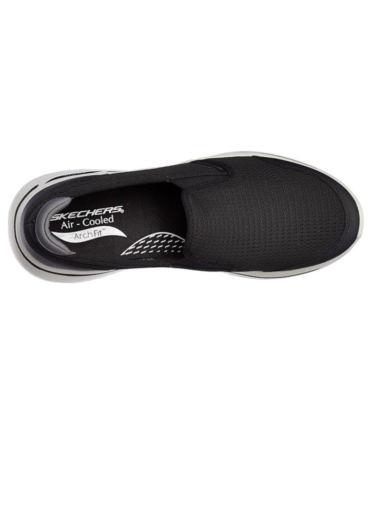 GO WALK ARCH FIT MEN-ROBUST COMFORT