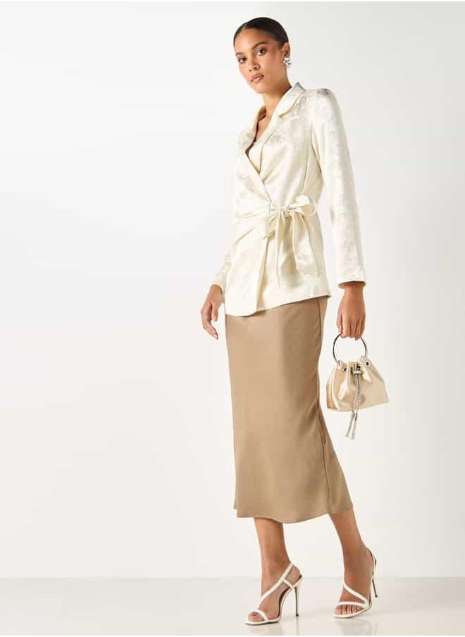 Iconic Textured Notched Lapel Jacket with Long Sleeves and Tie-Up Detail