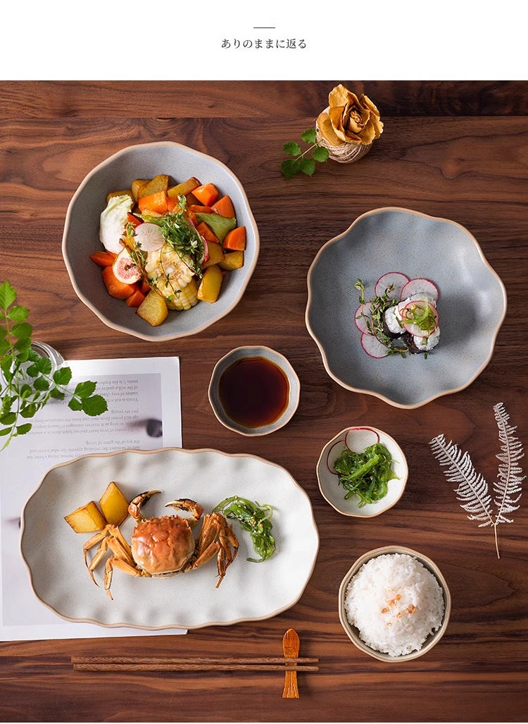 32-Piece Premium Porcelain Dinnerware Set for 6 People - Includes Bowls, Plates, Sauce Dishes, Chopsticks, Spoons, and Oval Serving Platter - Elegant and Durable for Everyday Dining or Special Occasions