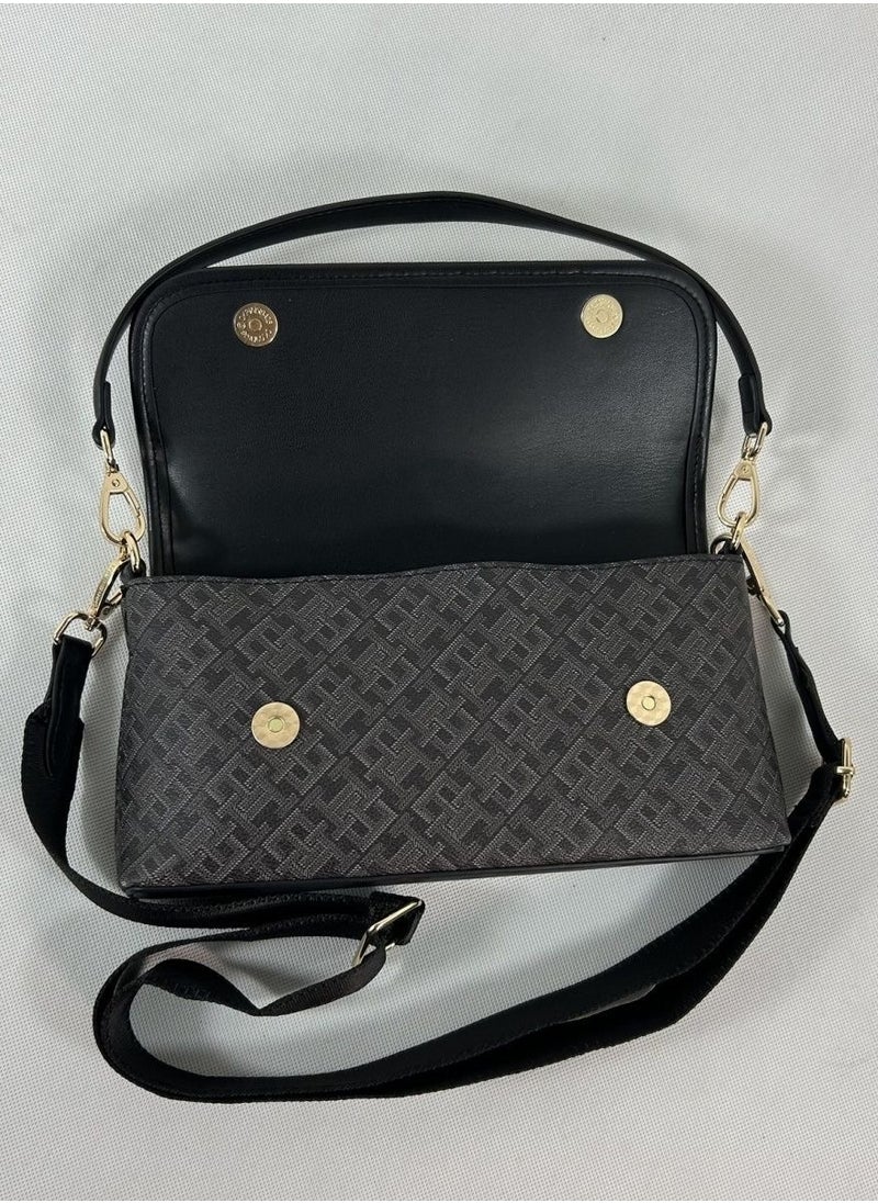 Tommy Hilfiger Plus Monoplay Flap Crossbody Bag