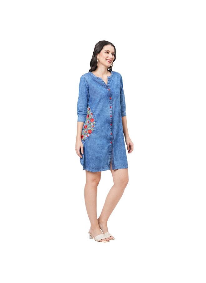 Short dress in sturdy denim with pockets