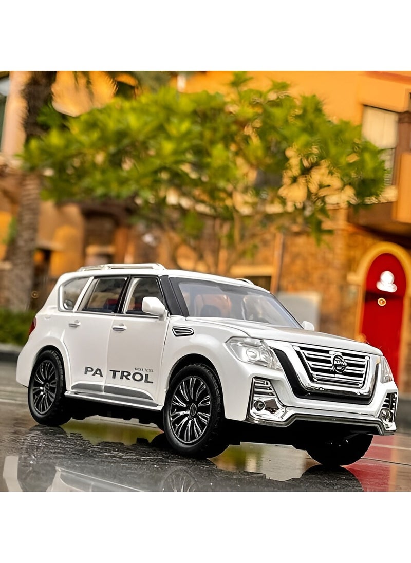 1:24 Nissan Patrol Diecast Alloy car with Pull Back and Music and Sound - White
