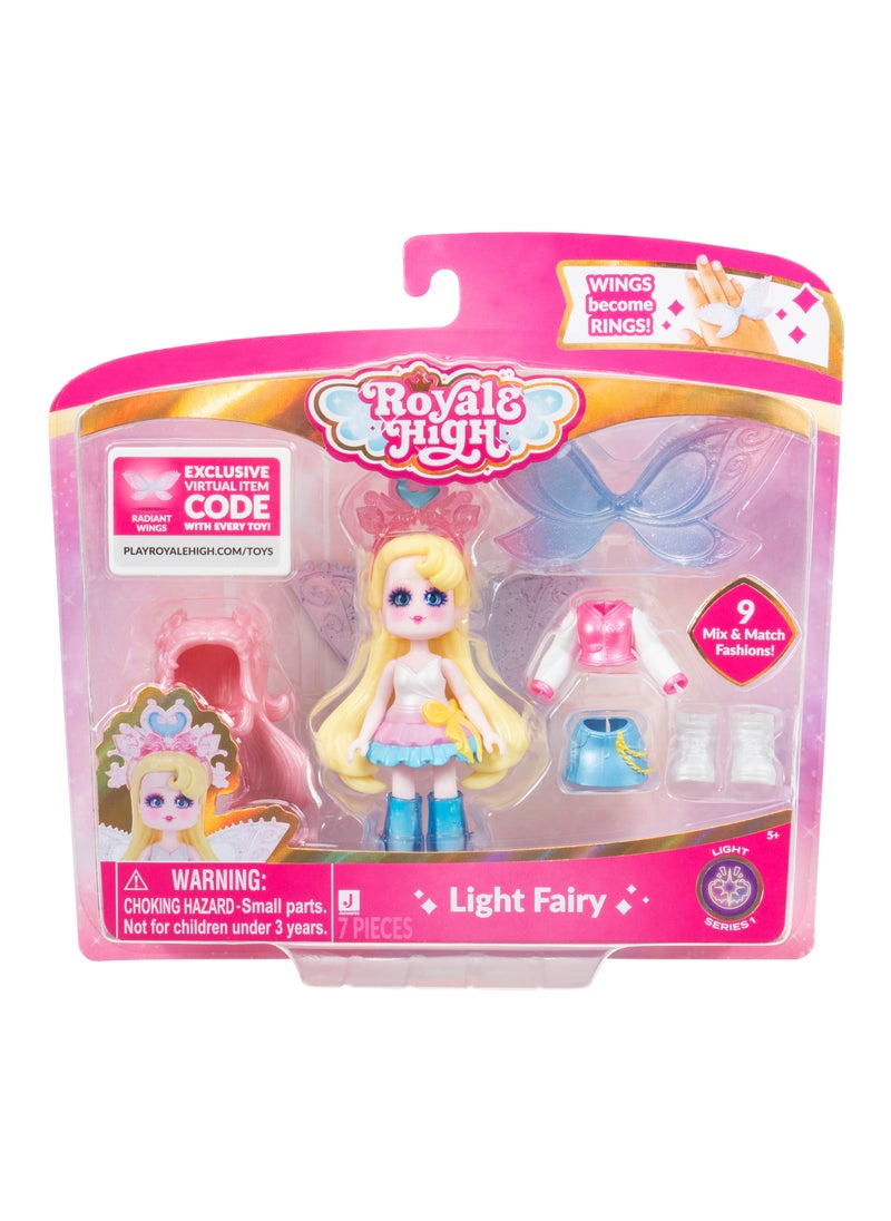 Royale High Core Deluxe Figures 3-Inches, Assorted 1 Piece (Style & Color May Vary) | Exclusive Virtual Item Code Included | Collectable Figure | Fashion Doll | For Fans, Gamers & Collectors! | Official Licensed Product