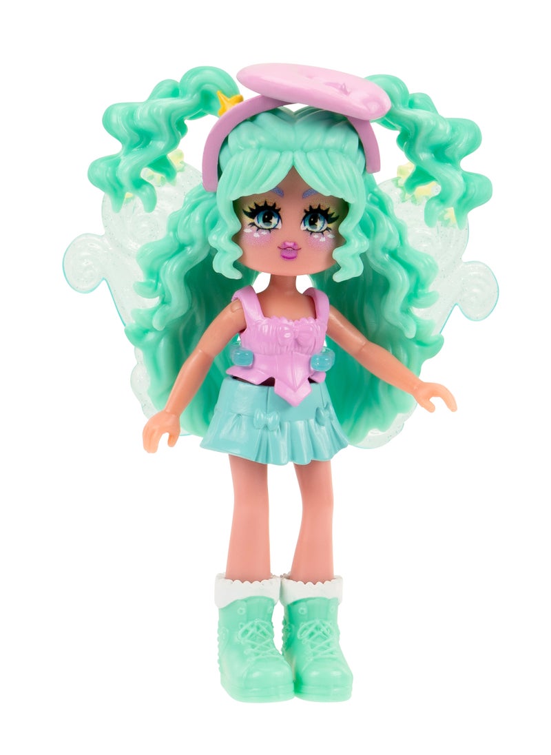 Royale High School Spirit Fashion 3-Inches, Assorted 1 Piece (Style & Color May Vary) | Exclusive Virtual Item Code Included | Collectable Figure | Fashion Doll | For Fans, Gamers & Collectors! | Official Licensed Product