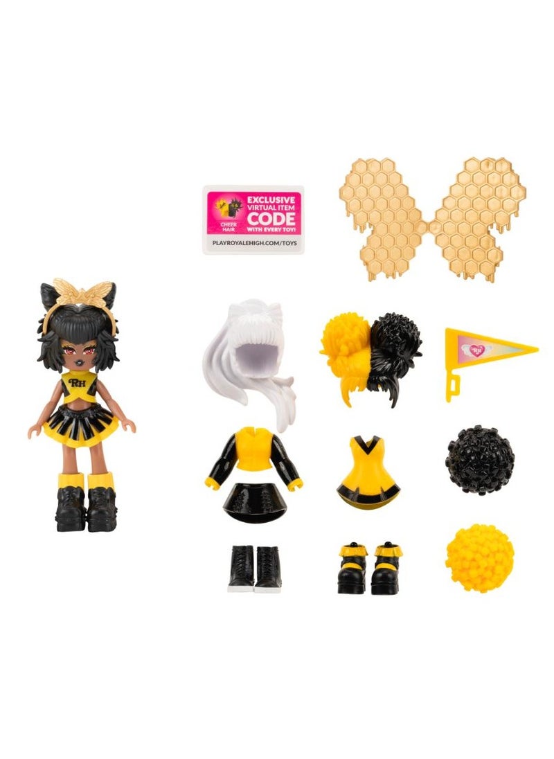 Royale High School Spirit Fashion 3-Inches, Assorted 1 Piece (Style & Color May Vary) | Exclusive Virtual Item Code Included | Collectable Figure | Fashion Doll | For Fans, Gamers & Collectors! | Official Licensed Product