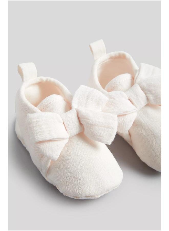 Pink Bow Pram Shoes