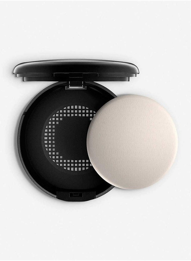 Mac Studio Fix Powder Plus Foundation - NC30 - Golden Beige With Golden Undertone for Light to Medium Skin 15g