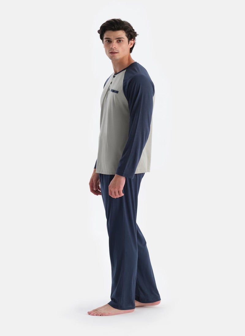 T-shirt & Trousers Pajama Set Crew Neck Modal Mid Rise Sleepwear