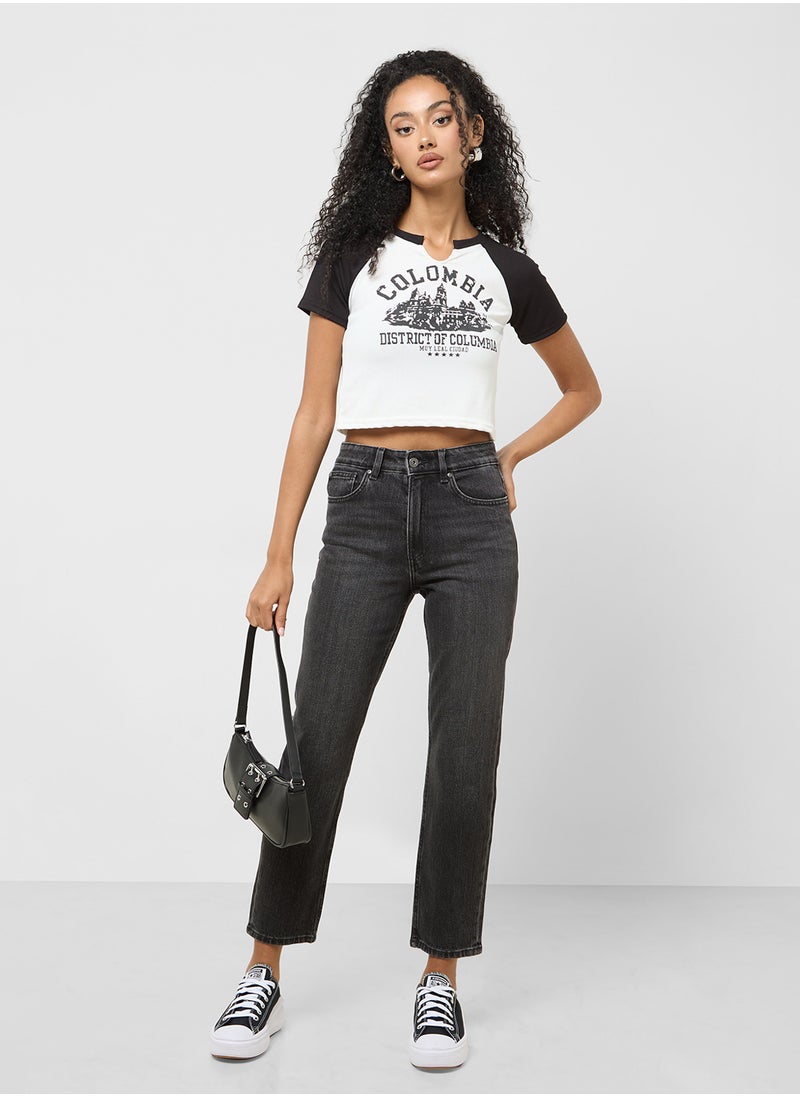 High Waisted Straigth Fit Jeans