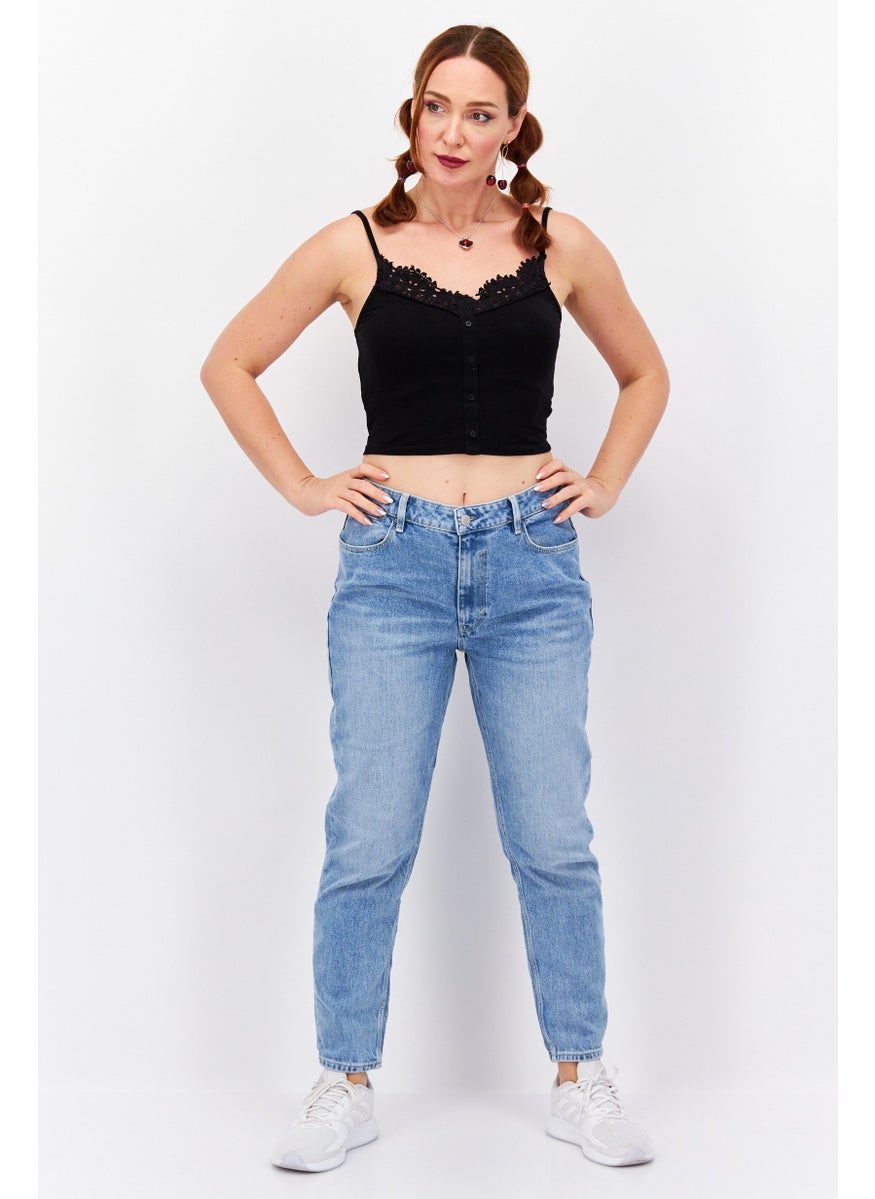 Women Mom Fit Washed Stretchable Jeans, Light Blue