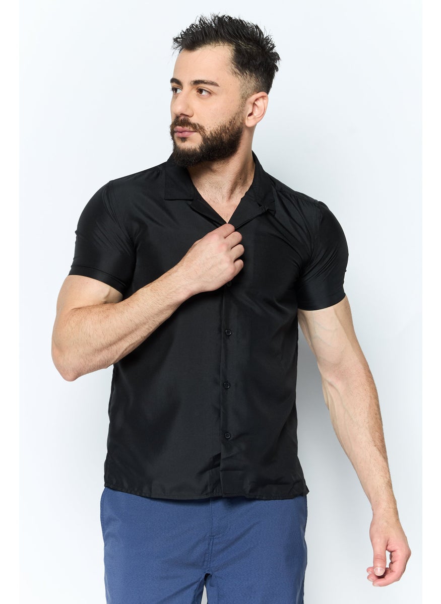 Men Regular Fit Plain Short Sleeve Casual Shirts, Black