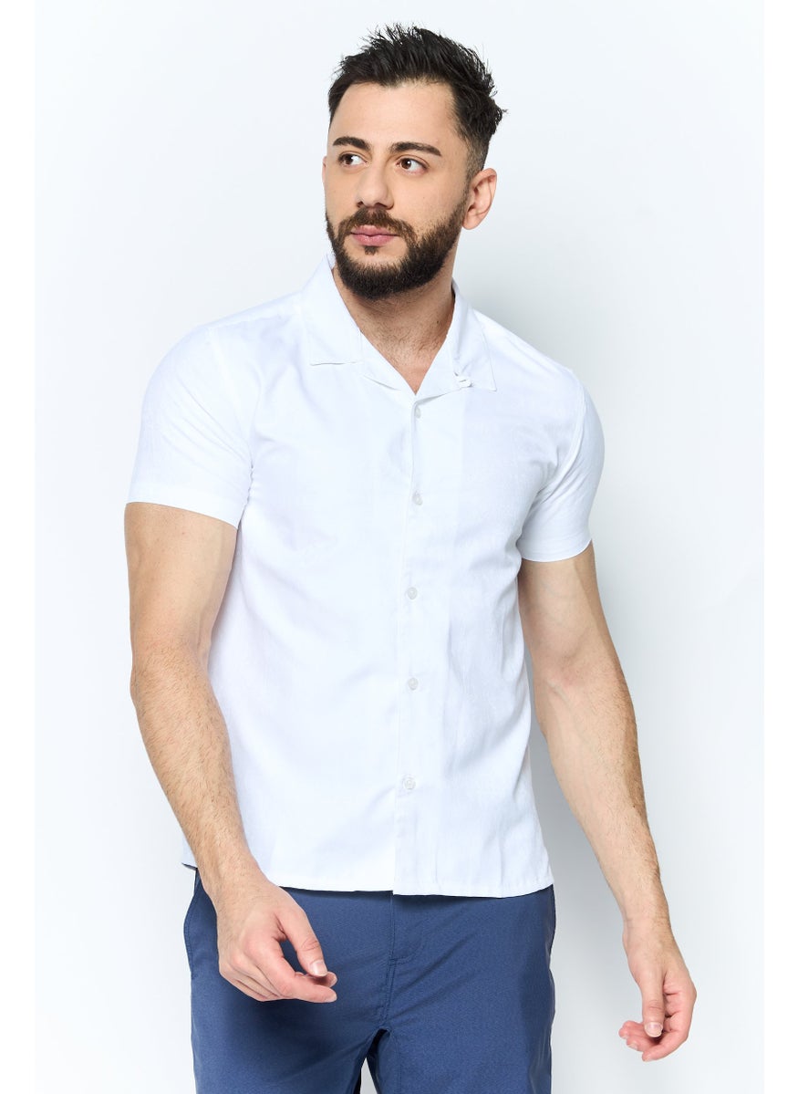 Men Regular Fit Plain Short Sleeve Casual Shirts, White