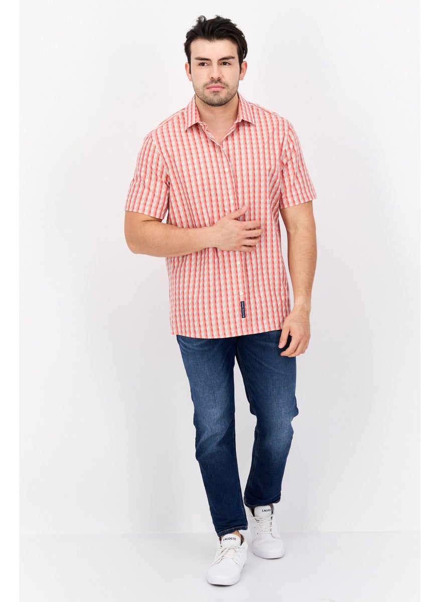 Men Regular Fit Short Sleeves Gingham Print Casual Shirt, Red Combo