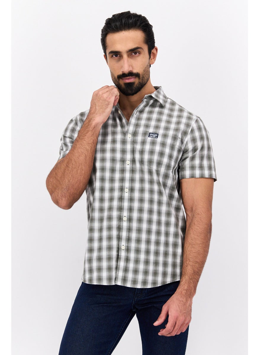 Men Regular Fit Checkered Short Sleeve Casual Shirt, Green