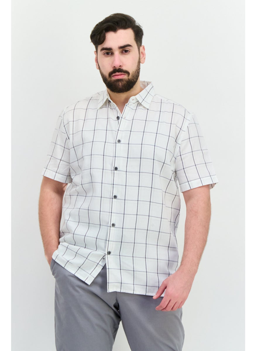 Men Regular Fit Checkered Short Sleeves Casual Shirt, Off White