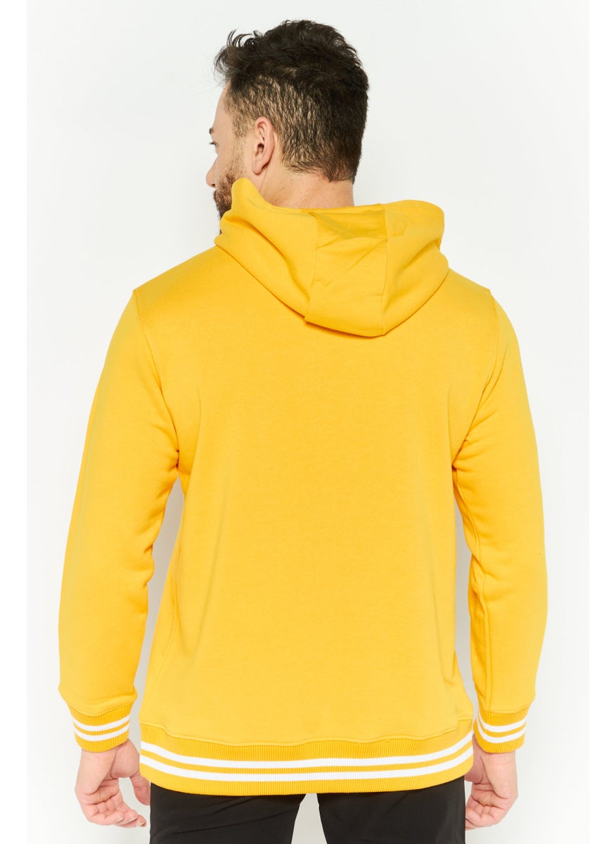 Men Sportswear Fit Long Sleeve Outdoor Sweatshirt, Yellow