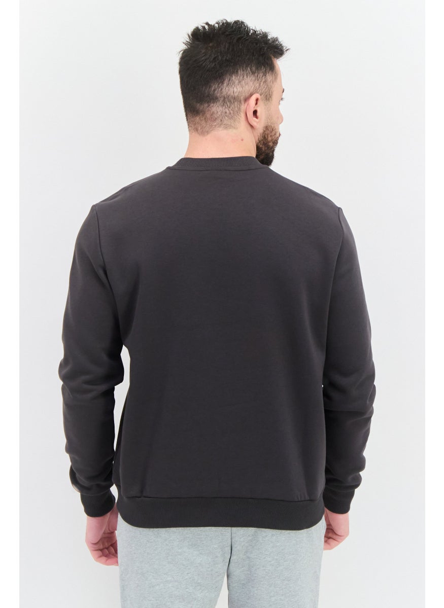 Men Sportswear Fit Long Sleeves Outdoor Sweatshirt, Grey