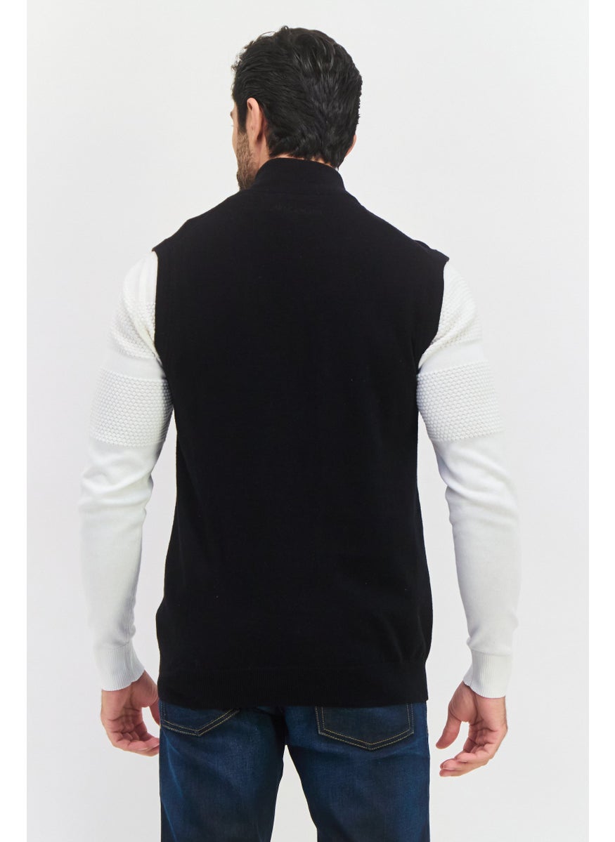 Men Mock Neck Textured Print Sleeveless Vest, Black