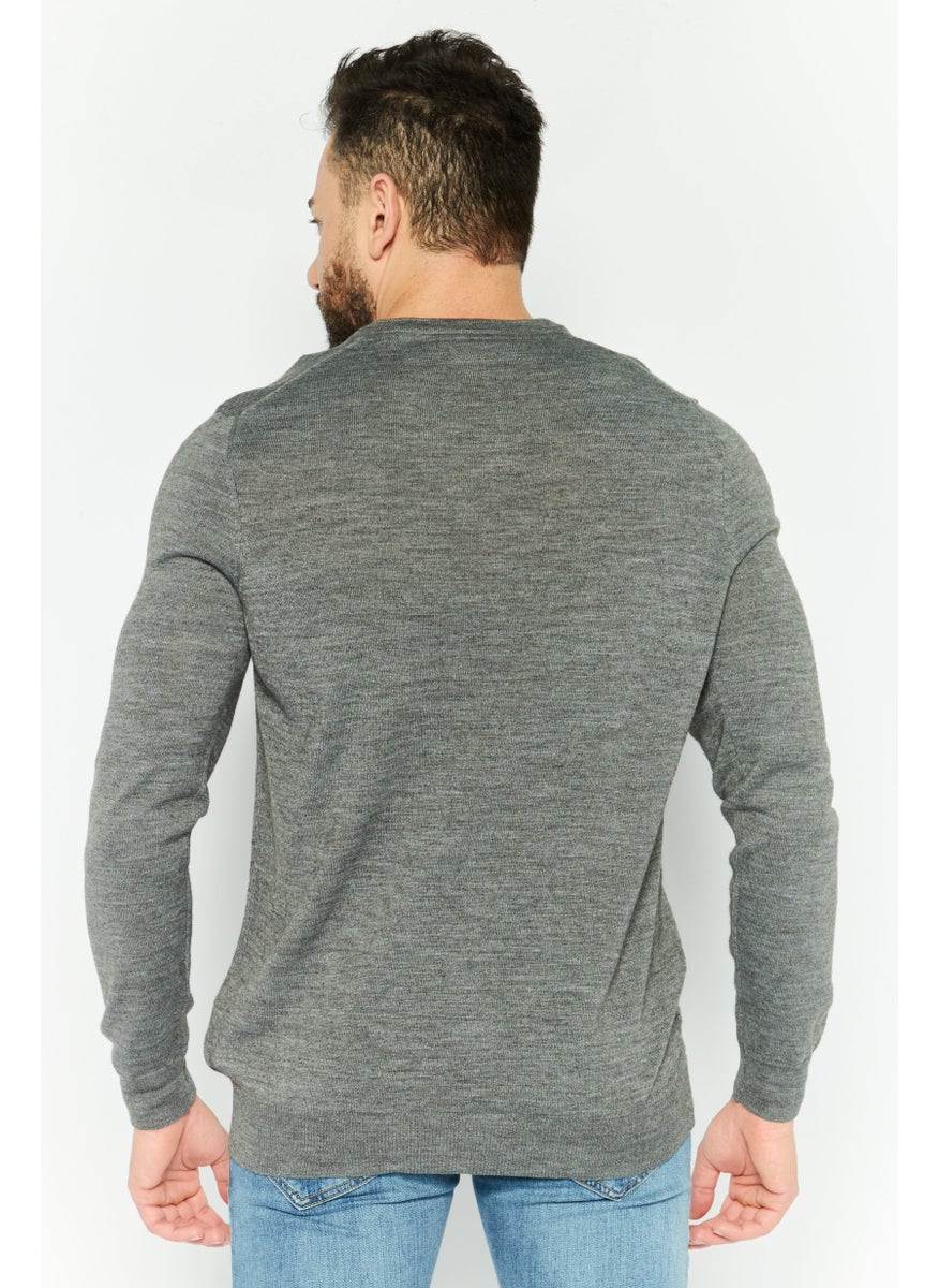 Men V-Neck Textured Print Long Sleeves Sweater, Grey