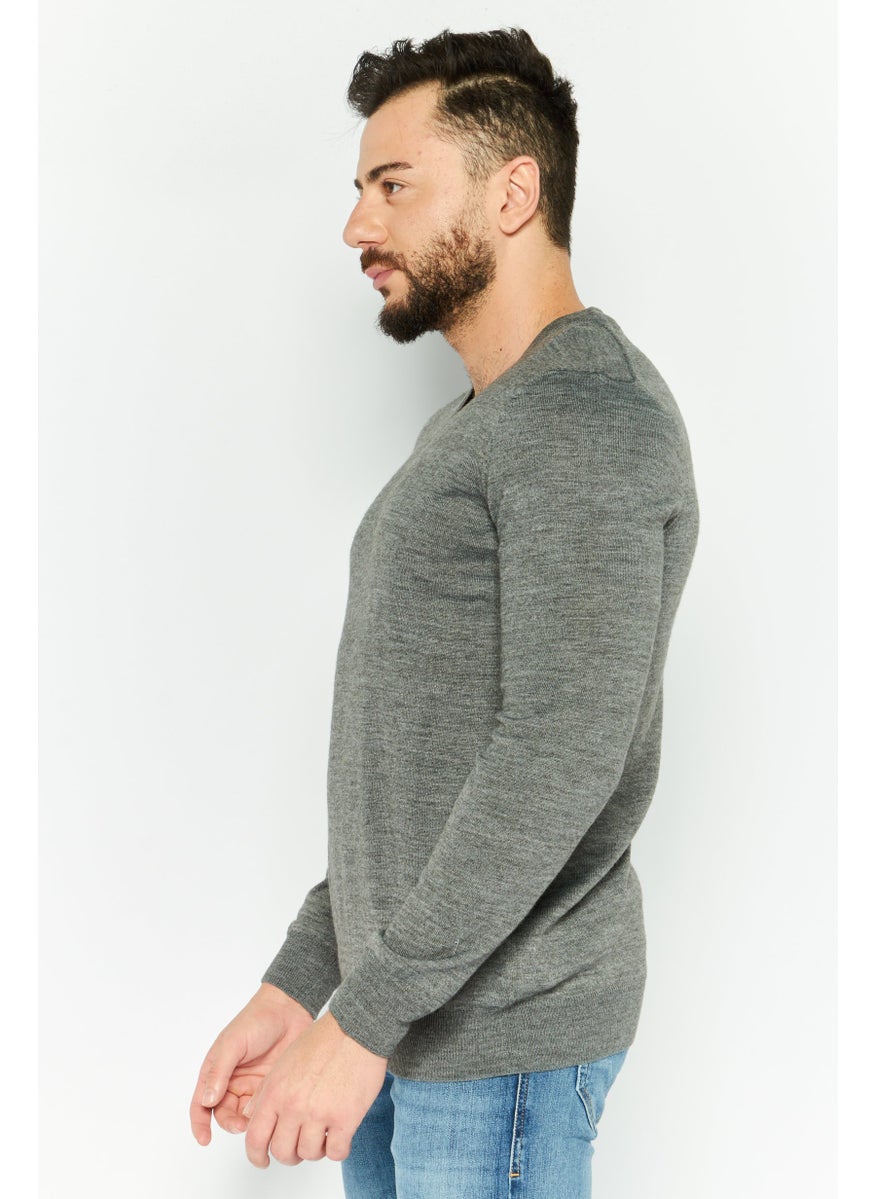 Men V-Neck Textured Print Long Sleeves Sweater, Grey