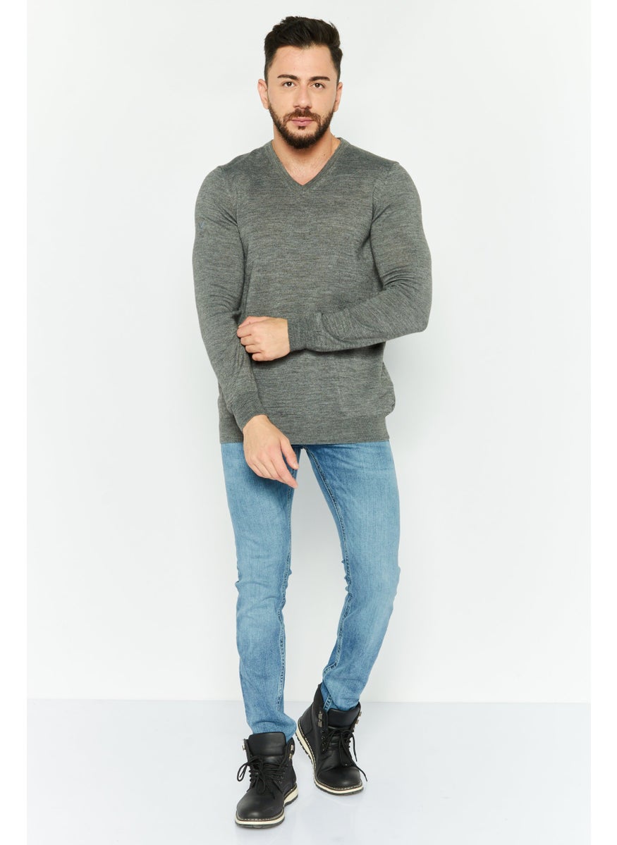 Men V-Neck Textured Print Long Sleeves Sweater, Grey