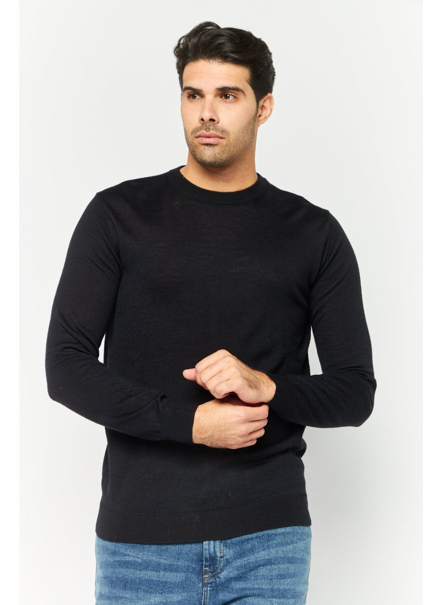 Men Crew Neck Plain Sweater, Black