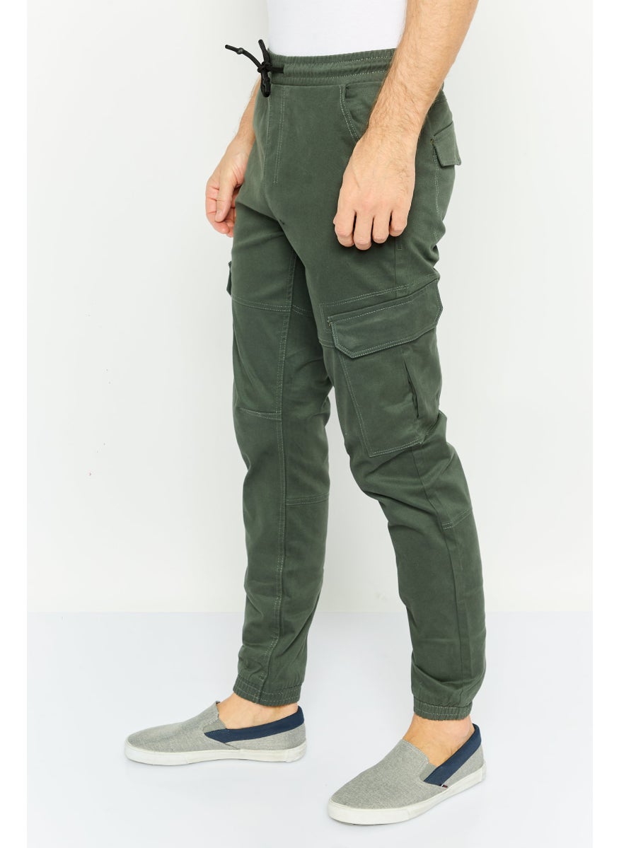 Men Stretch Fit Solid Cargo Pants, Dark Green