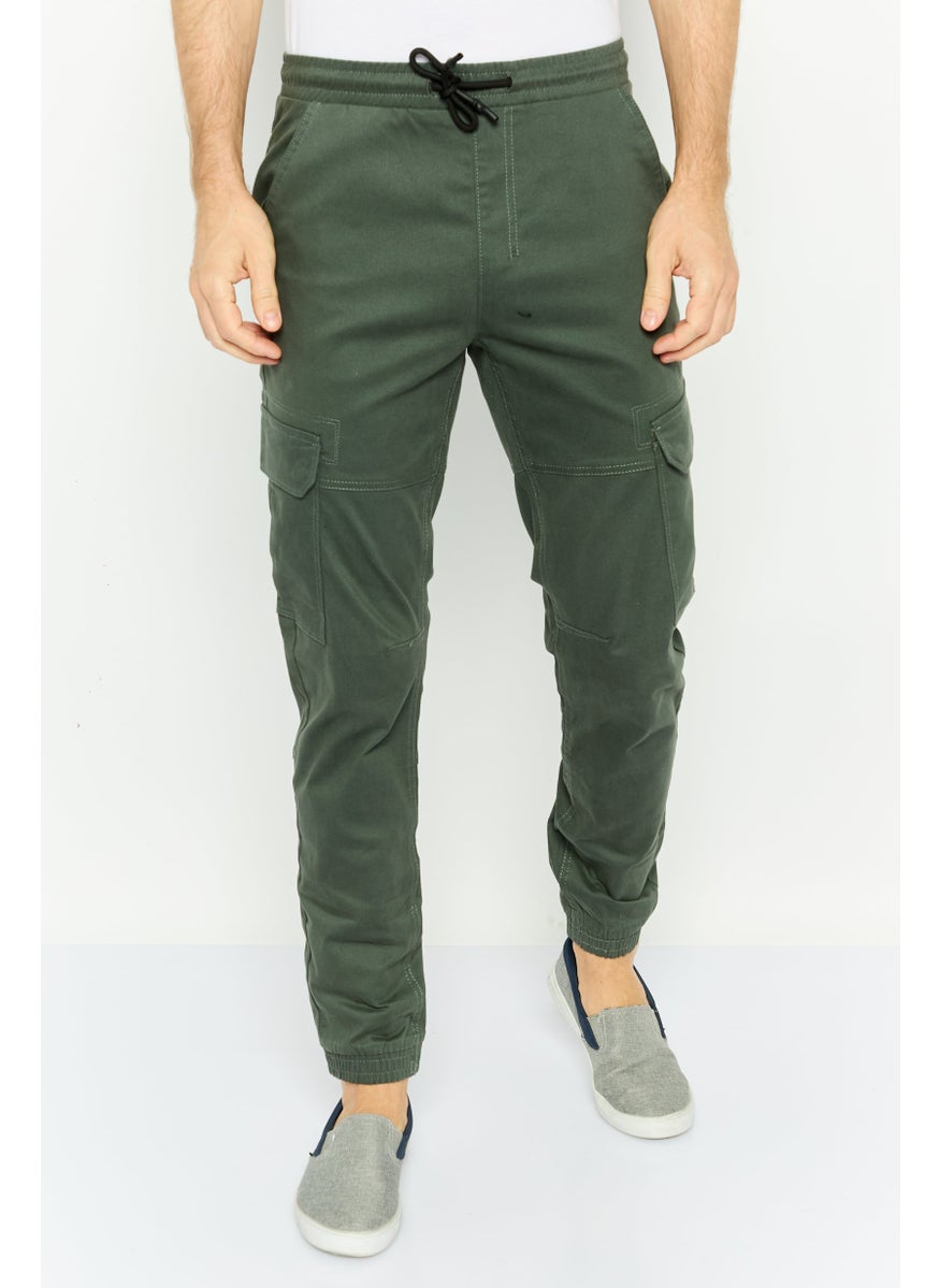 Men Stretch Fit Solid Cargo Pants, Dark Green